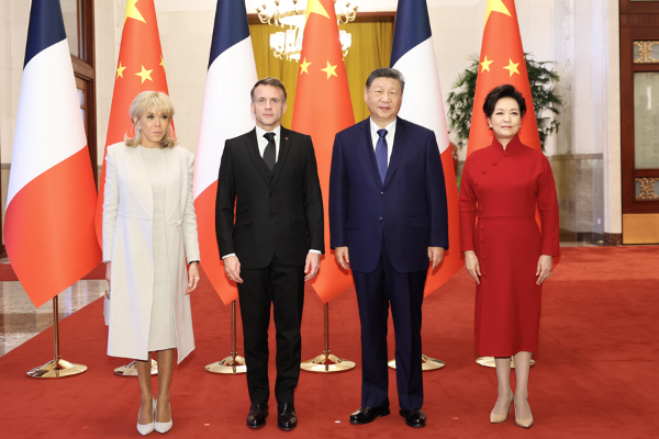 习近平同法国总统马克龙举行会谈